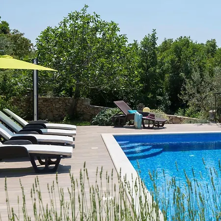 Tonina House By Interhome Tatil Evi Viskovići