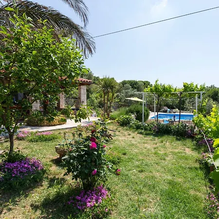 Tonina House By Interhome Tatil Evi *
